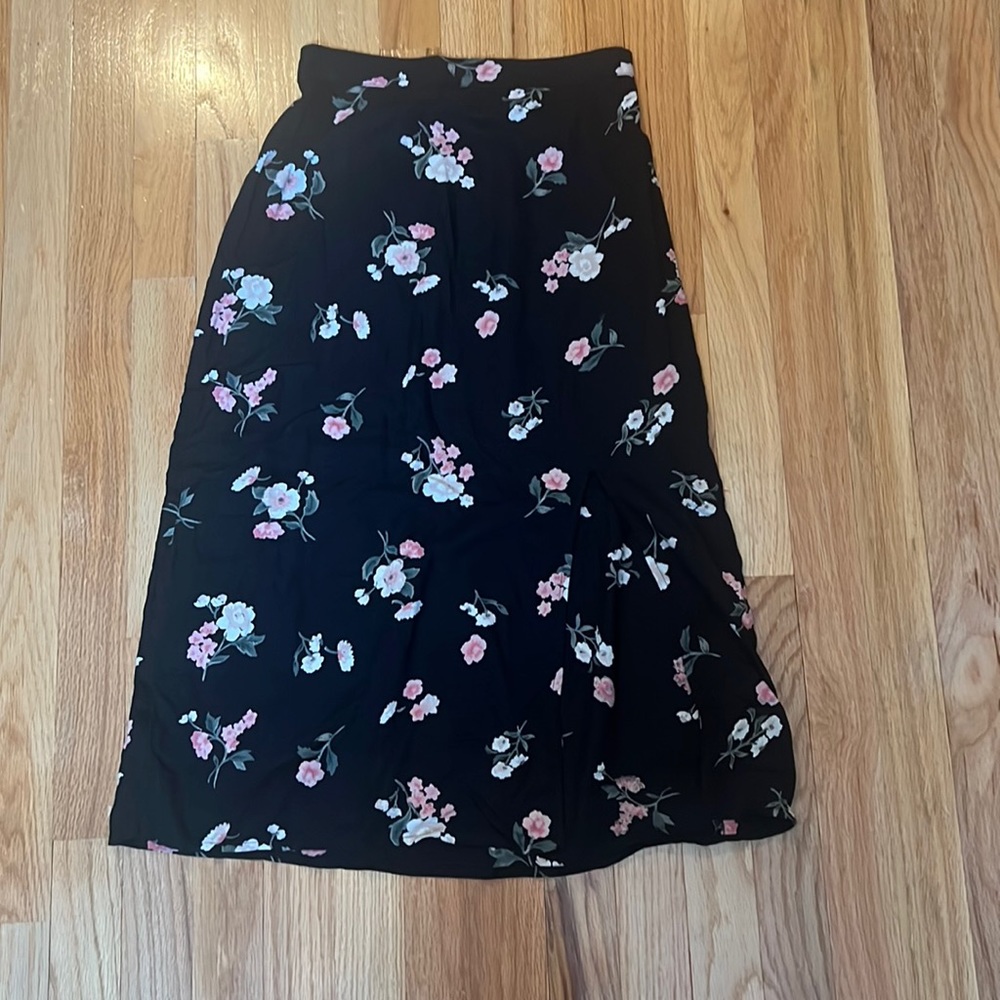 Hollister long floral skirt with slit